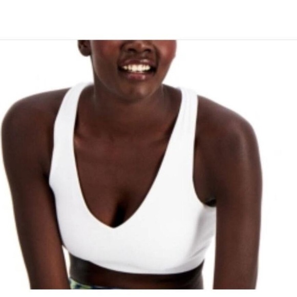 IDEOLOGY Intimates White Low Impact Scoop Neck Strappy Back Sports Bra Plus size - Picture 4 of 10